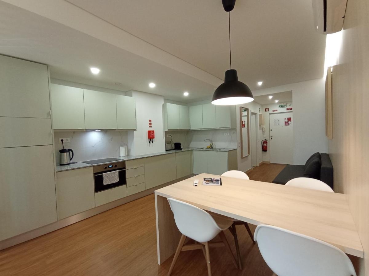 715 Gale Apartment Wi-Fi, Estacionamento 波尔图 外观 照片